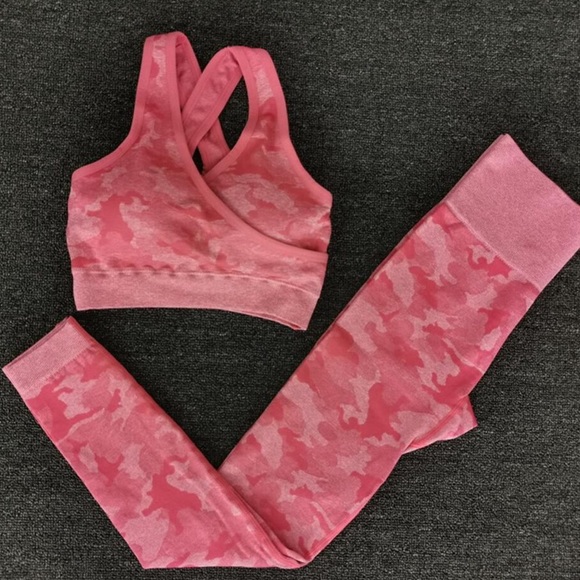 unbranded Pants - Pink Camouflage high compression 2 piece gym set